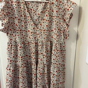 entro Floral V-Neck top plus size XL runs large New no tags